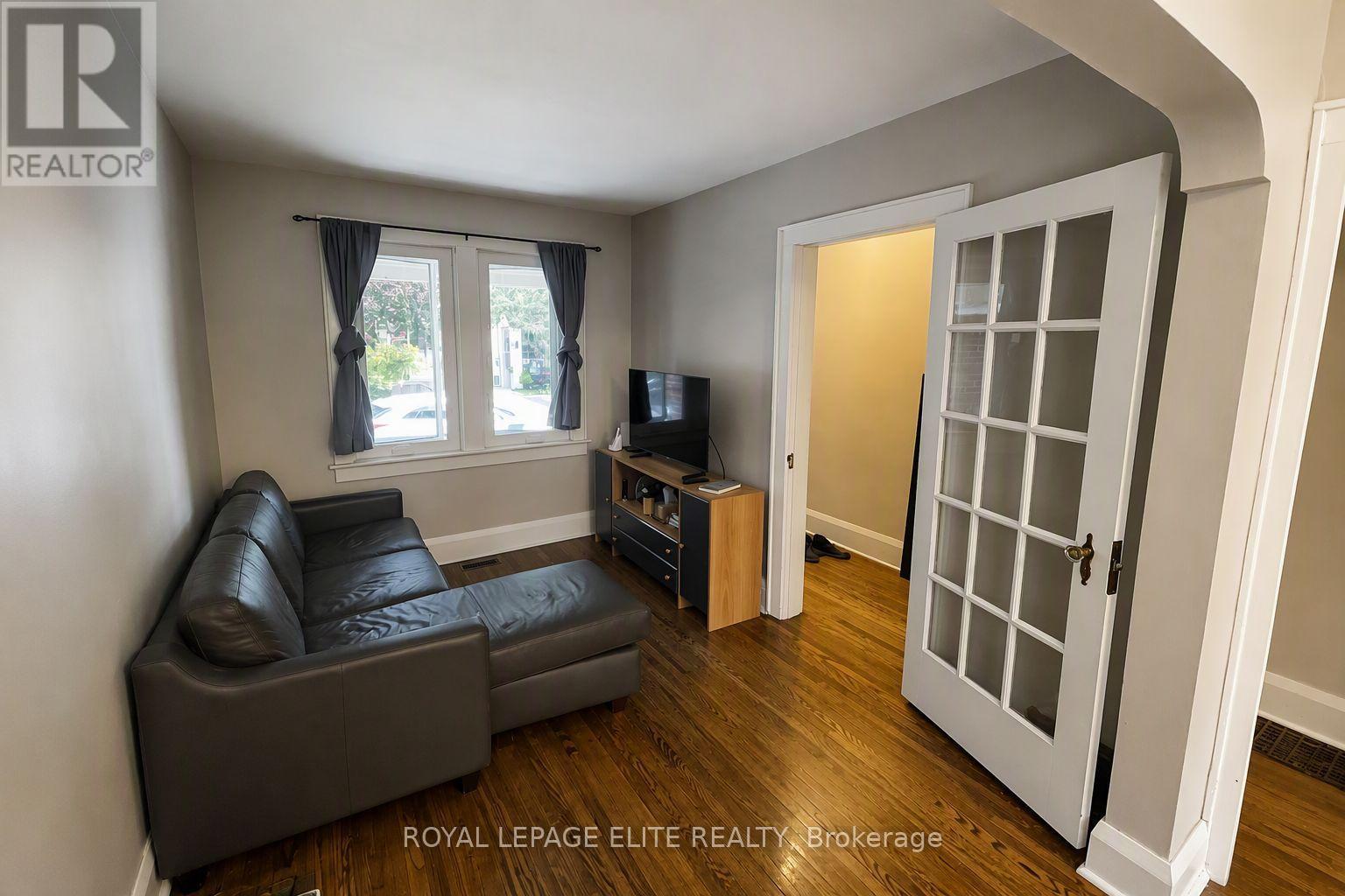 22 INWOOD AVENUE - 6