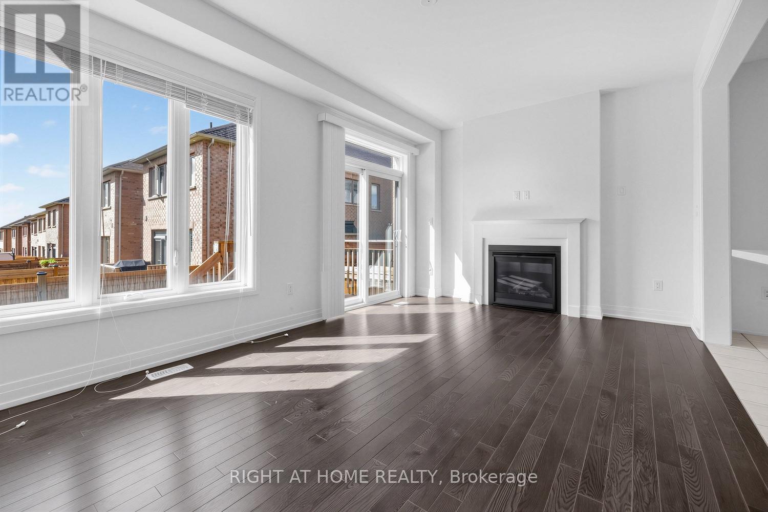 6 Gillivary Drive, Whitby, ON photo 16
