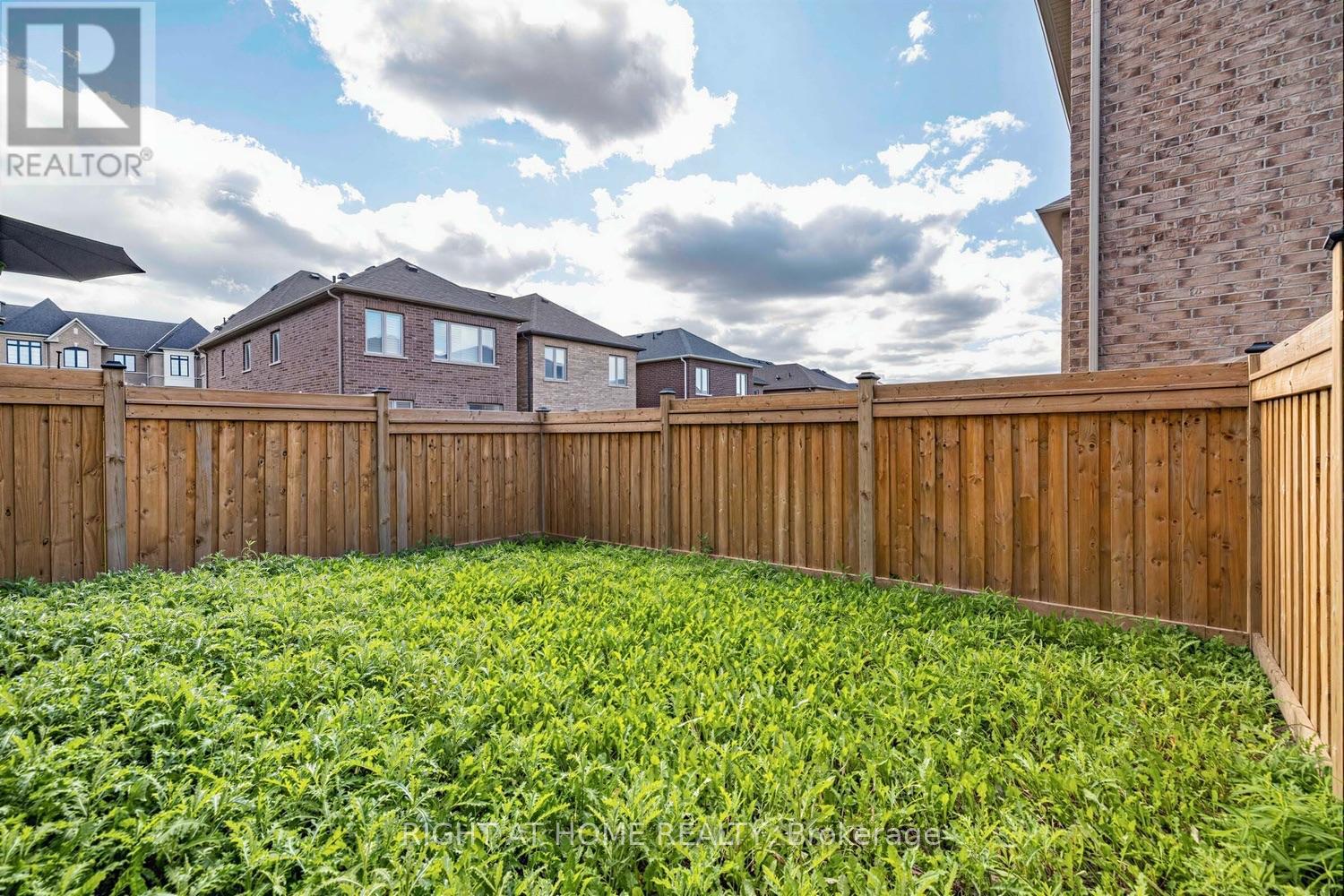 6 Gillivary Drive, Whitby, ON photo 31