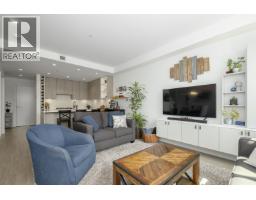 111 747 E 3rd Street, North Vancouver, BC V7L1G8 Photo 10