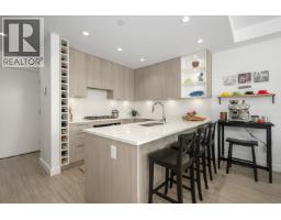 111 747 E 3rd Street, North Vancouver, BC V7L1G8 Photo 13