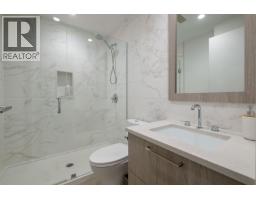 111 747 E 3rd Street, North Vancouver, BC V7L1G8 Photo 26
