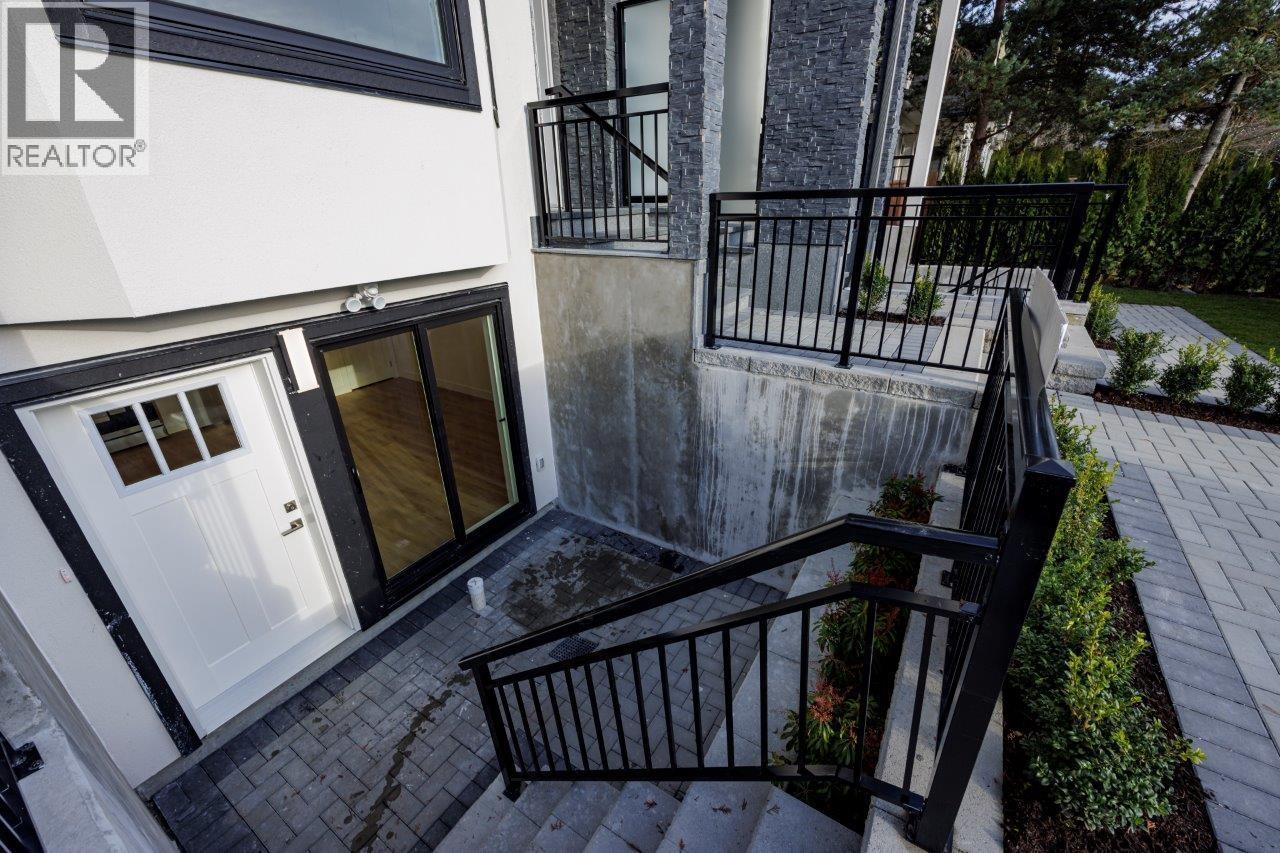 254 E 18TH STREET, North Vancouver