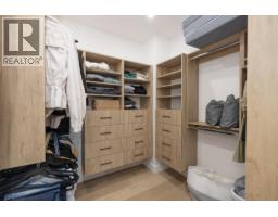 255 Sandringham Crescent, North Vancouver, BC V7N2R7 Photo 26