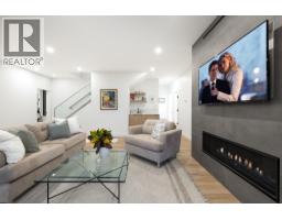255 Sandringham Crescent, North Vancouver, BC V7N2R7 Photo 29
