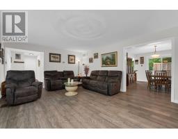 Foyer - 7533 County Road 10, Essa, ON L3W0T7 Photo 7
