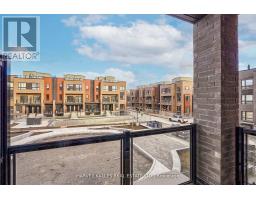 21 - 17 Lytham Green Circle, Newmarket, ON L3Y0H4 Photo 18