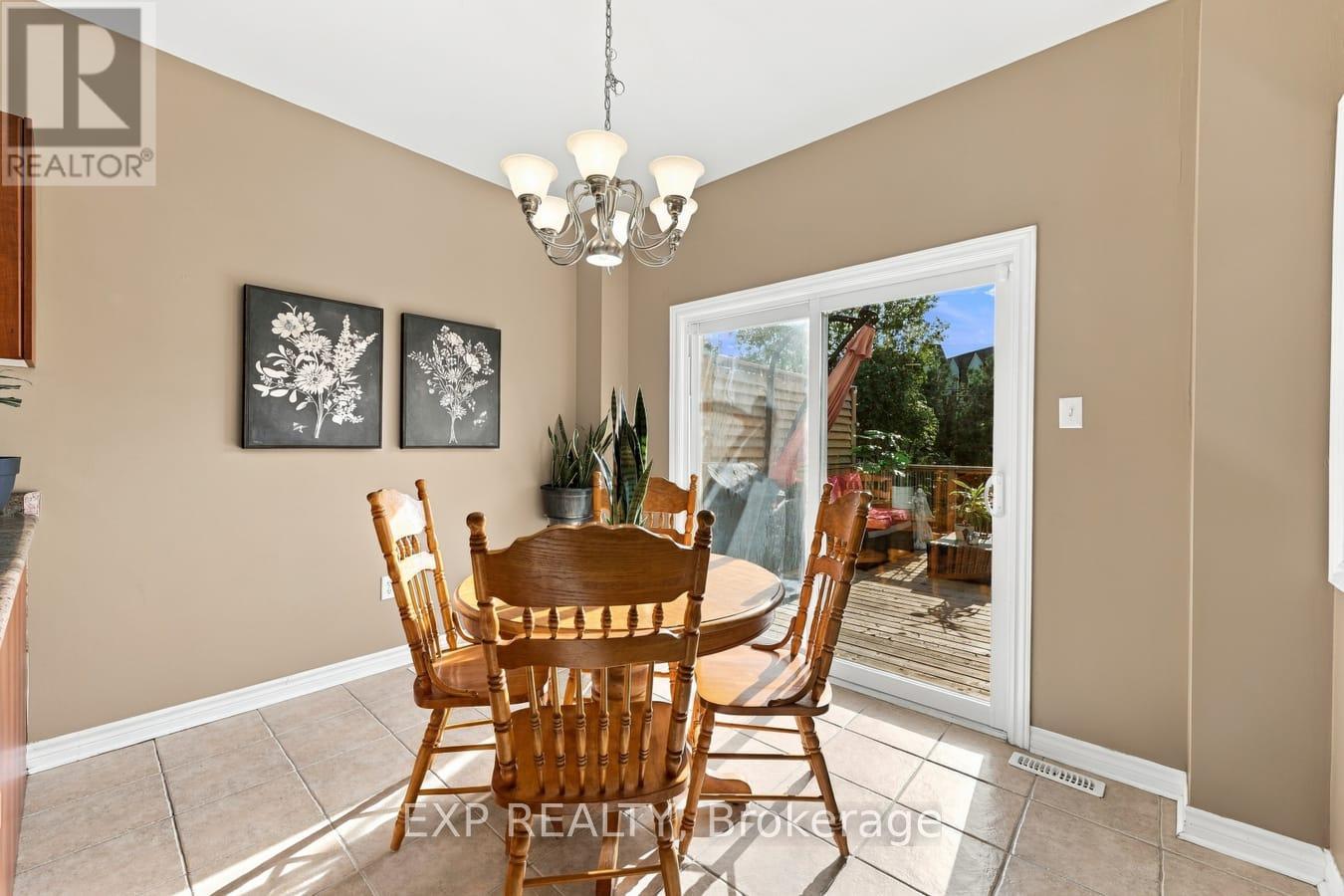 36 SALTZBURG CRESCENT - Image 15