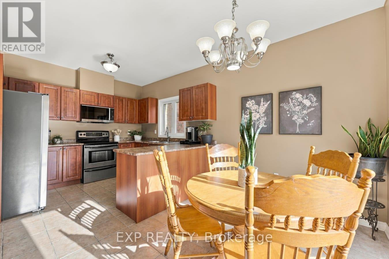 36 SALTZBURG CRESCENT - Image 16