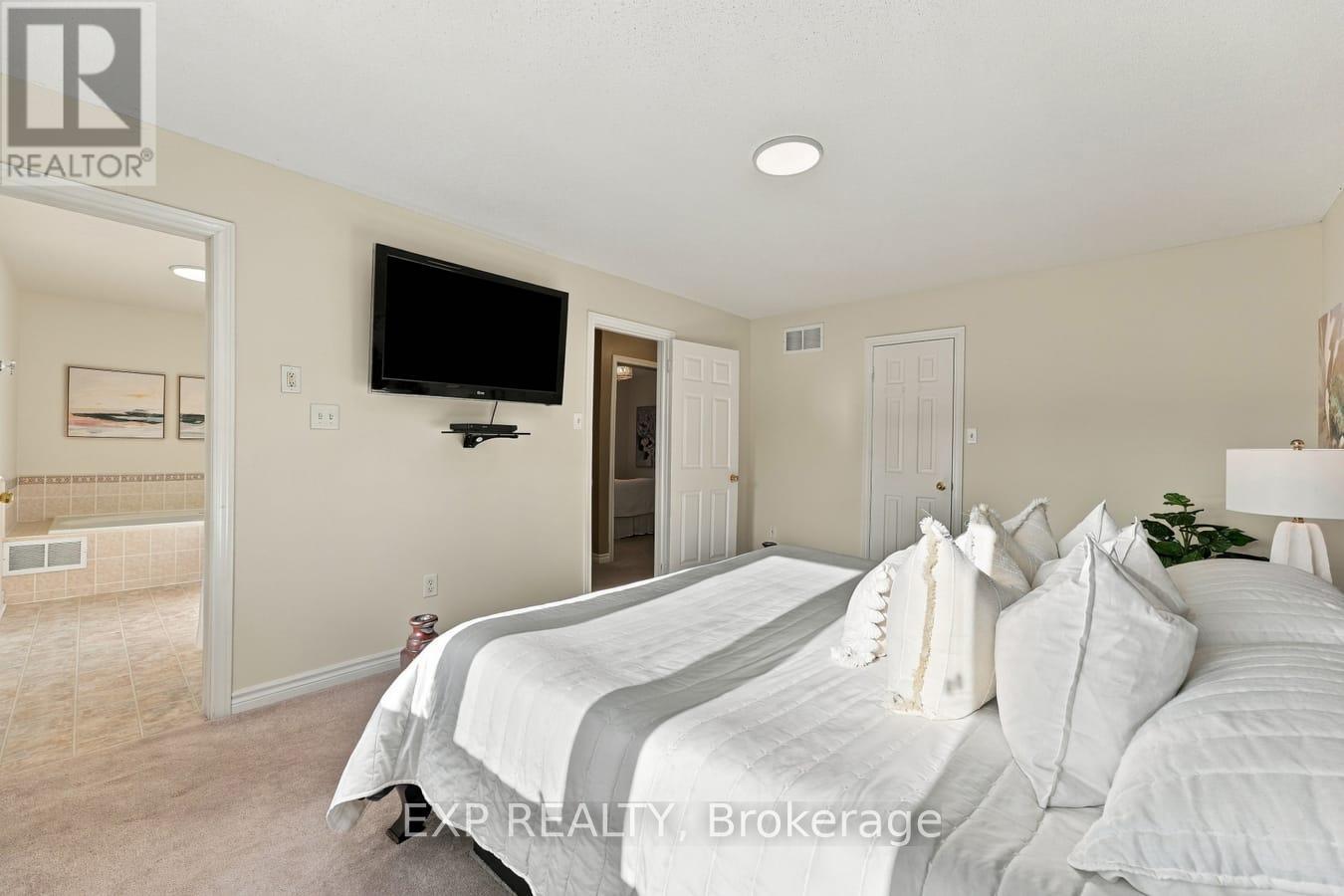 36 SALTZBURG CRESCENT - Image 23