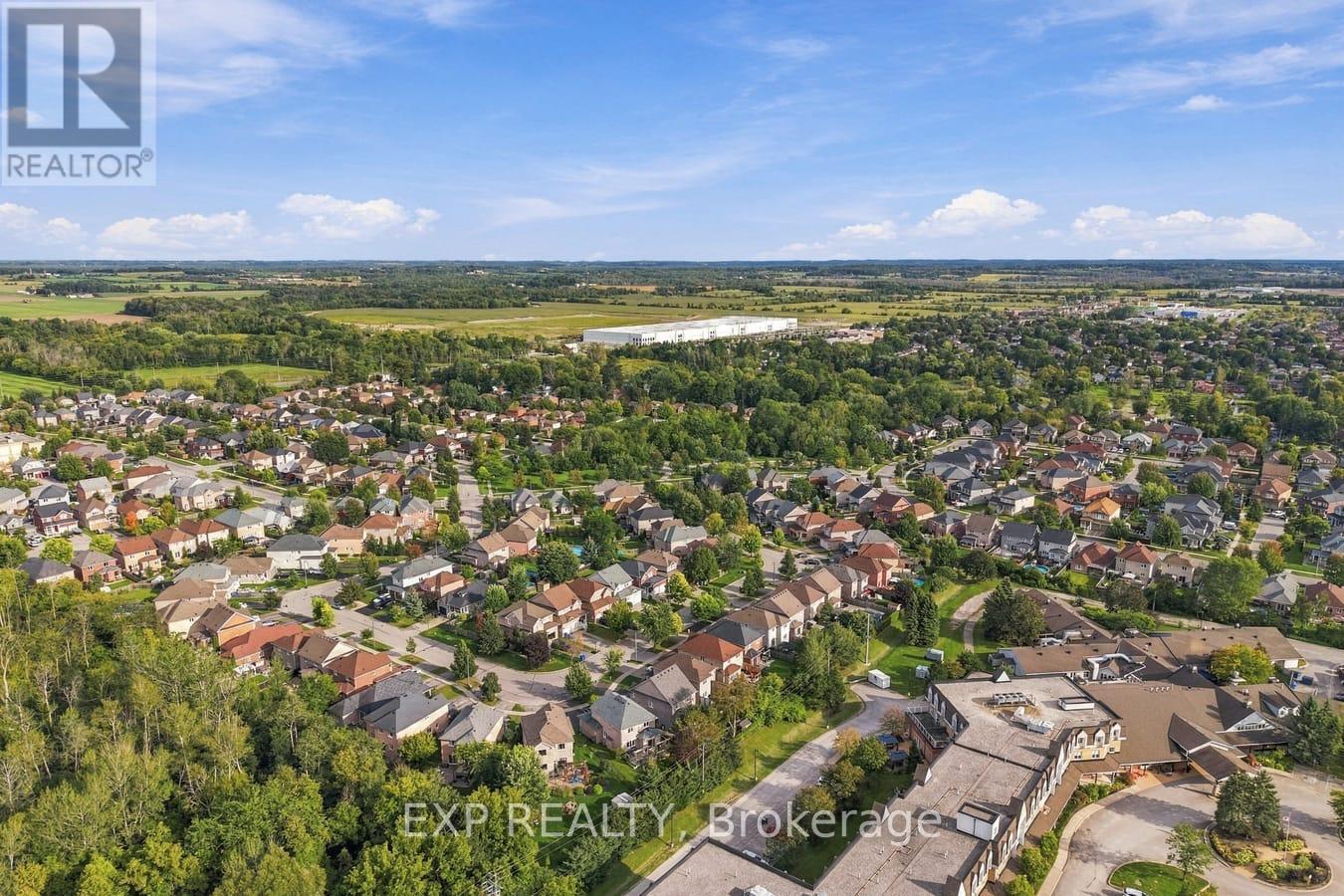 36 SALTZBURG CRESCENT - Image 42