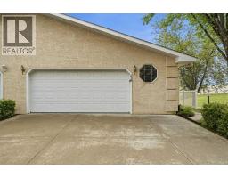 44 Sierra Morena Way Sw, Calgary, AB T3H3C3 Photo 36
