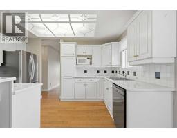 2pc Bathroom - 44 Sierra Morena Way Sw, Calgary, AB T3H3C3 Photo 8