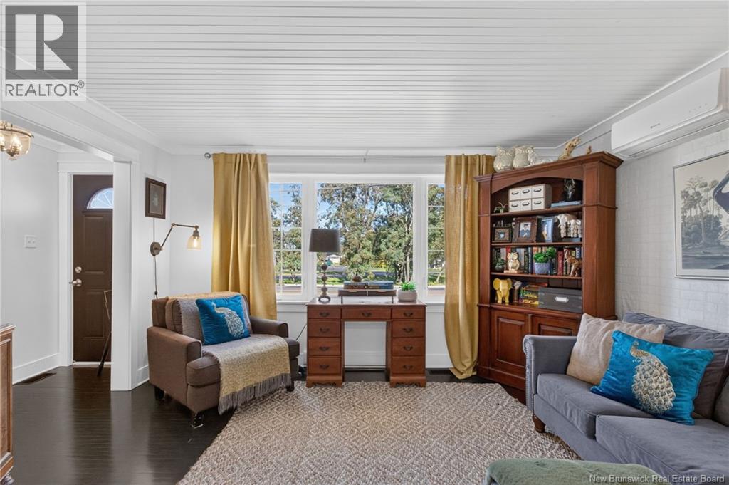 4482 Rue Principale Street - 22