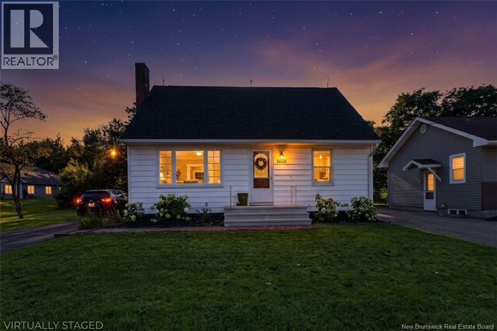 4482 Rue Principale Street - 42