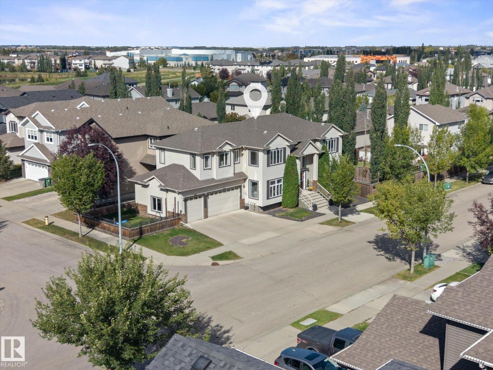 6002 46 Av photo 2 — MLS® E4509177