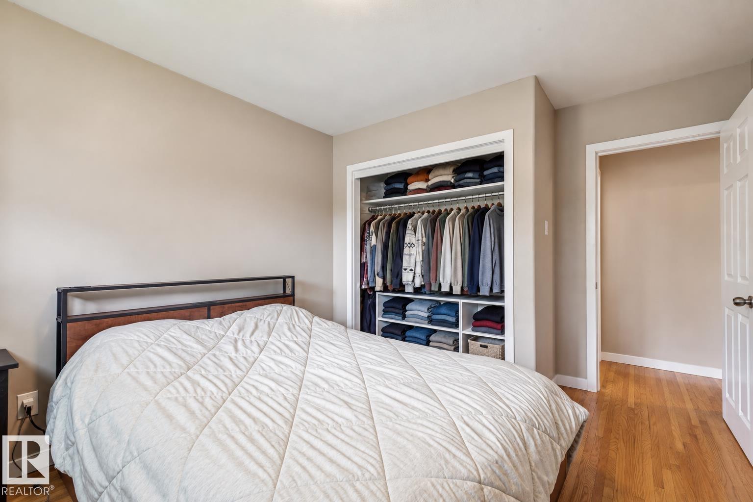 16522 104 AV NW - 15