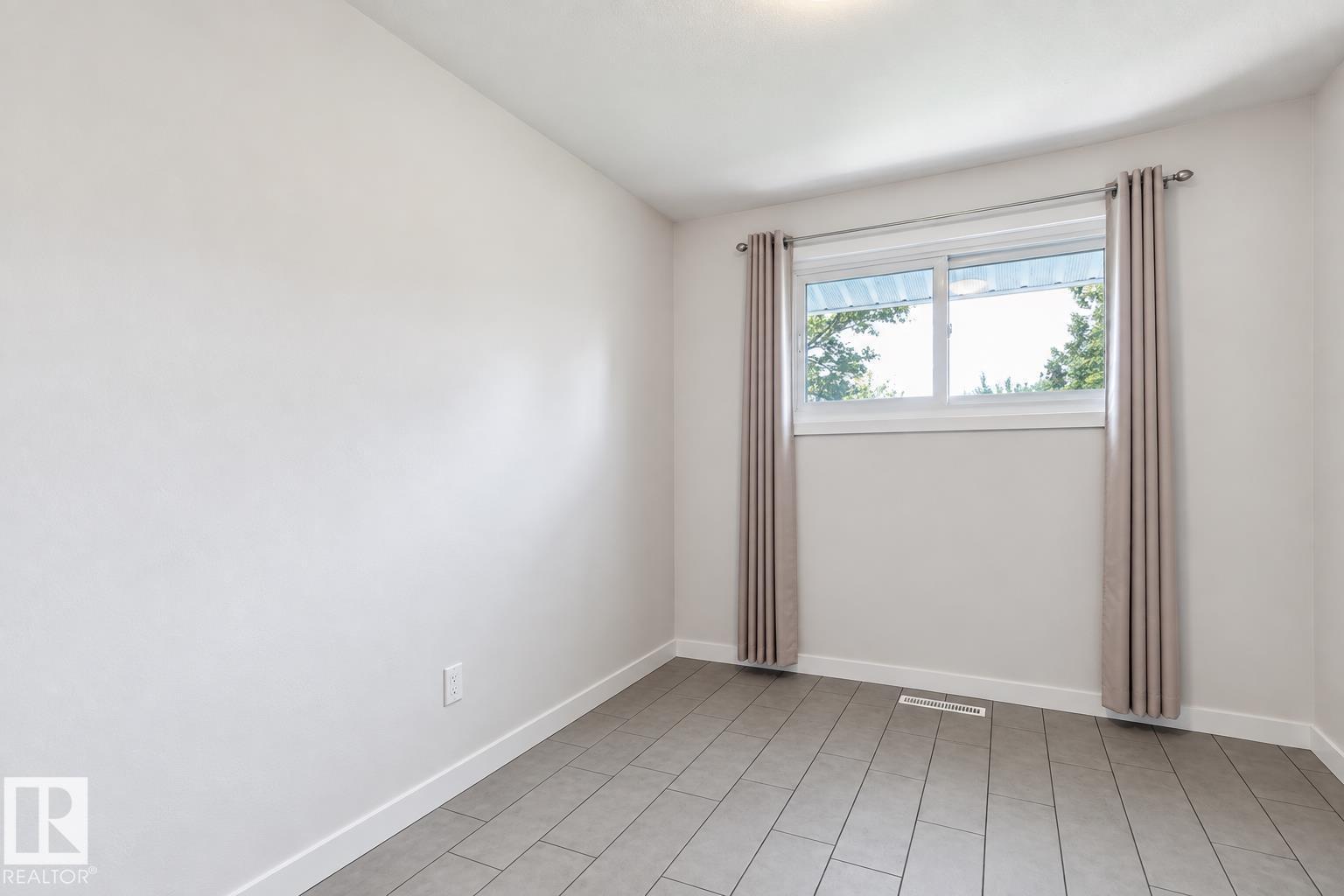16522 104 AV NW - Image 20
