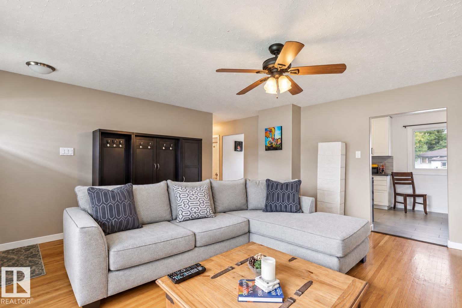 16522 104 Av NW photo 3 — MLS® E4509178