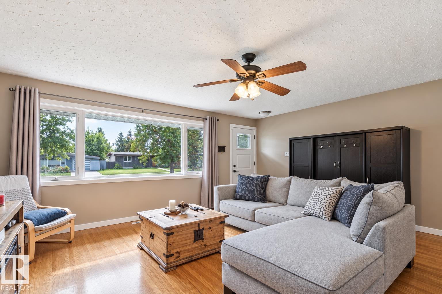 16522 104 AV NW - 7