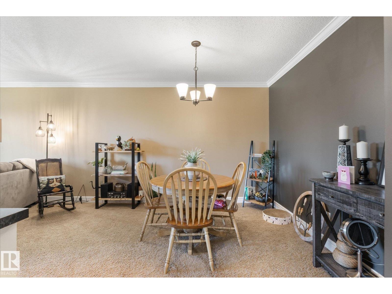 11230 18 AV NW - 18