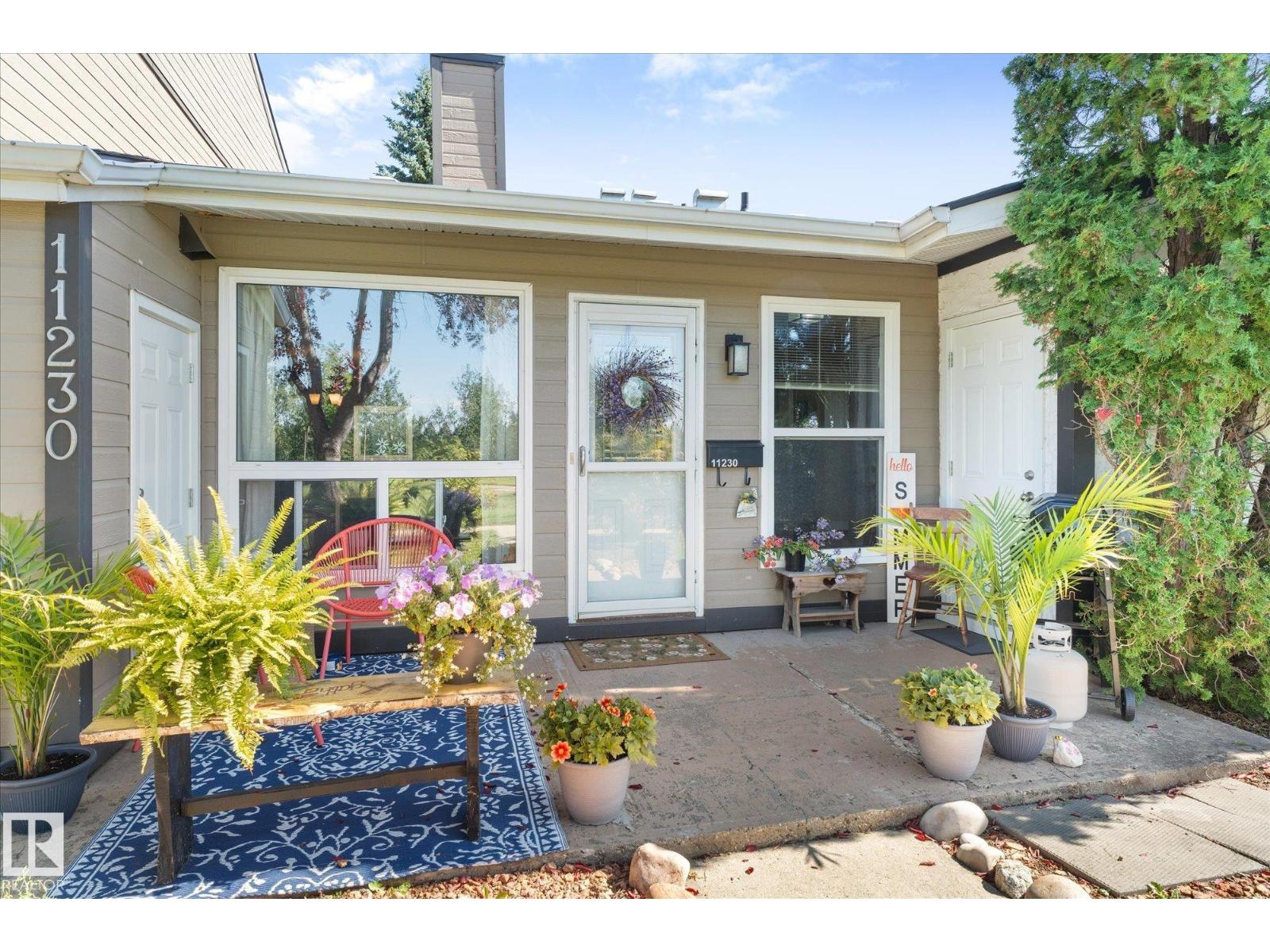 11230 18 AV NW - 3