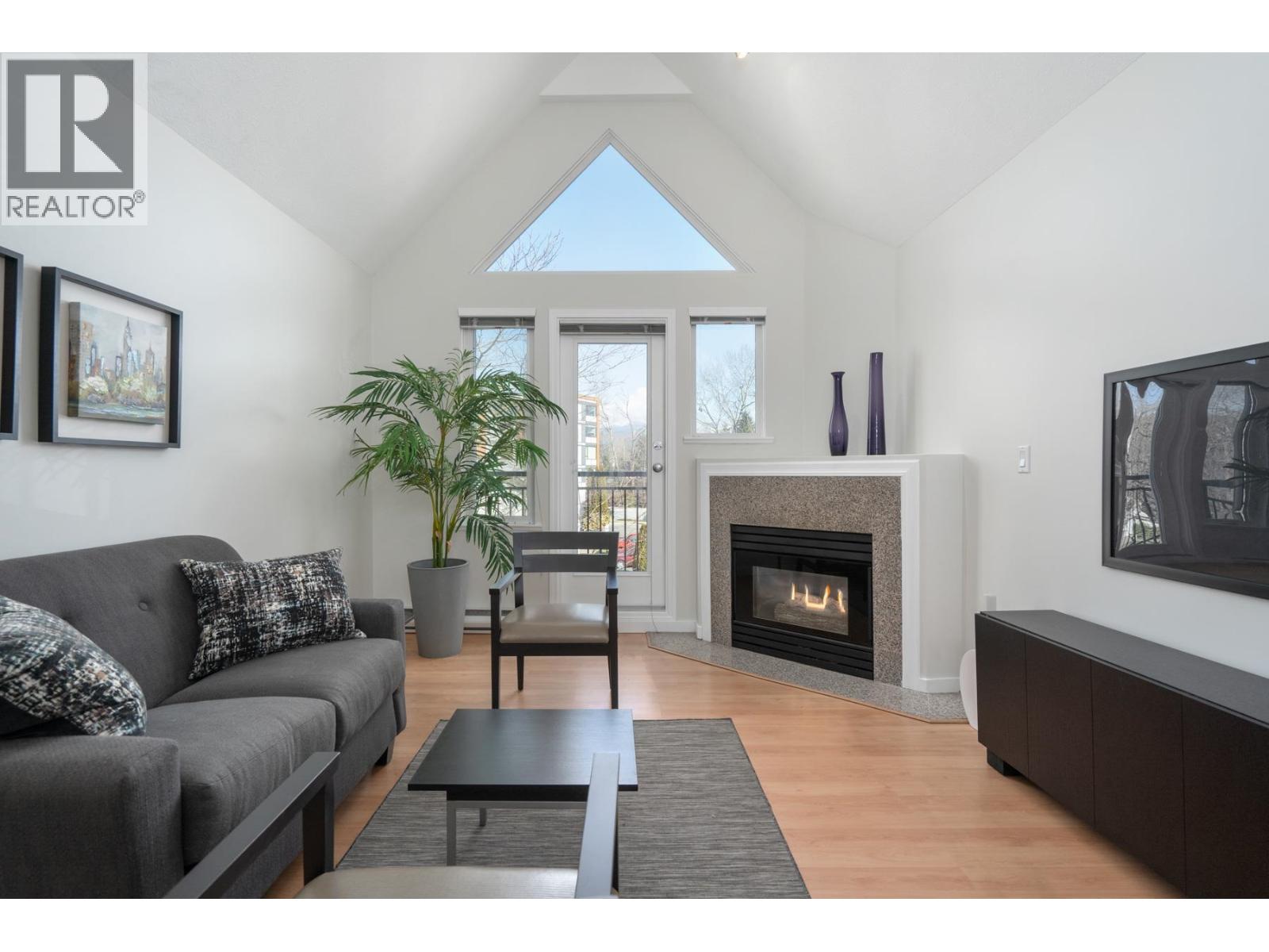 Property for sale at 301 1928 E 11TH AVENUE