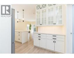7968 Polo Park Cres, Central Saanich, BC V8M2J4 Photo 15