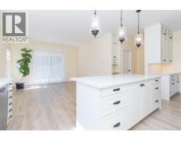 7968 Polo Park Cres, Central Saanich, BC V8M2J4 Photo 20