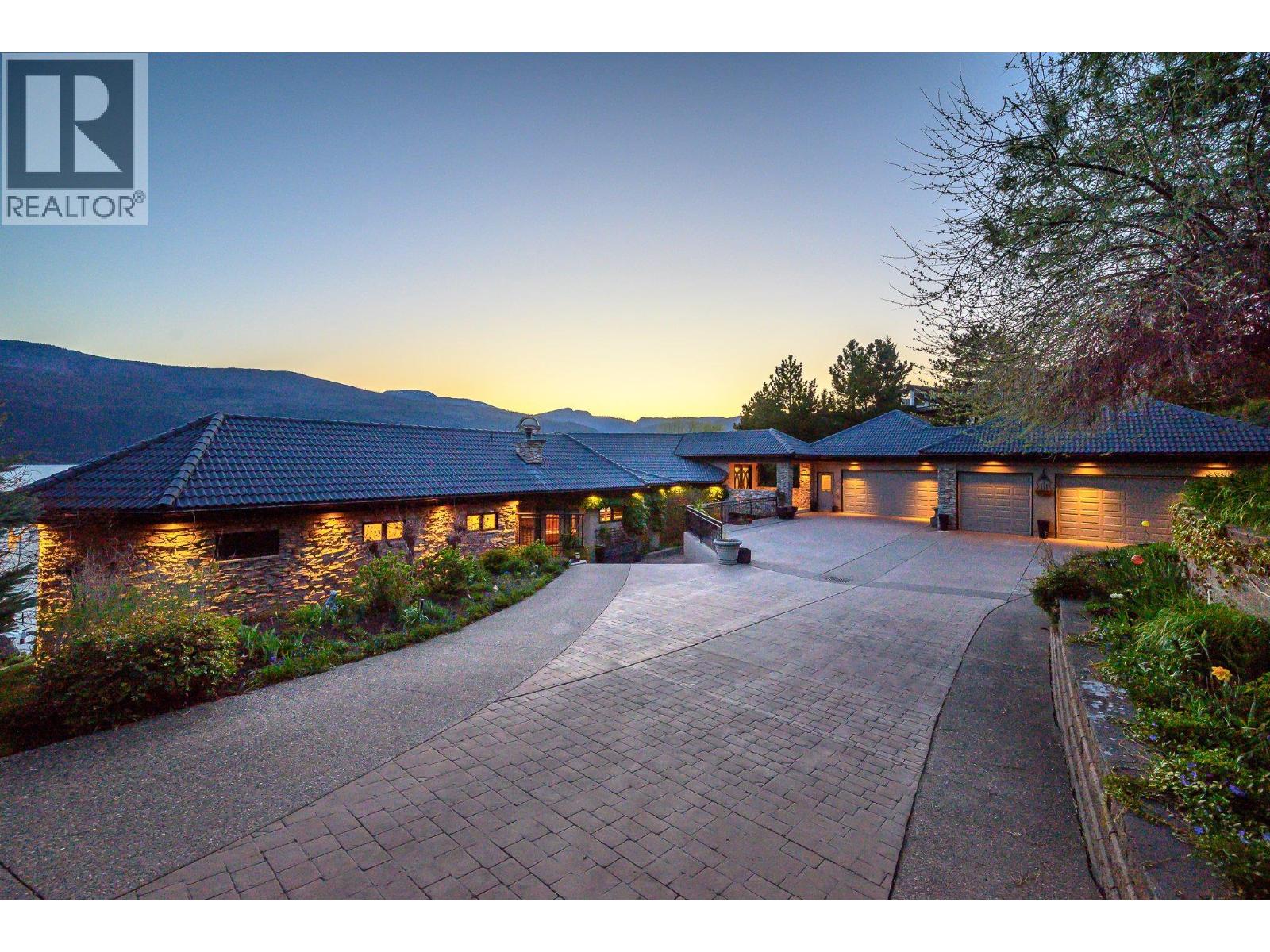 14966 Carrs Landing Road, Lake Country, British Columbia, V4V1C5, Lake Country, British Columbia — photo 3 of 5