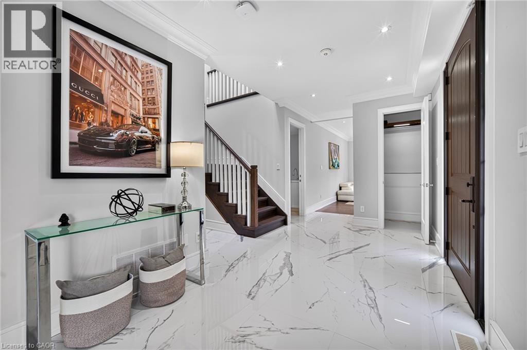 408 SEABOURNE Drive, Oakville — photo 12