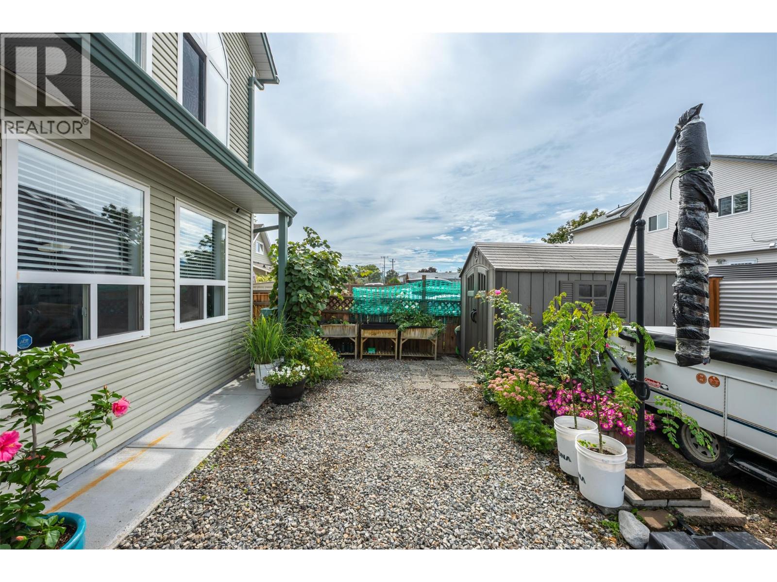 #102 381 Rigsby Street - 4