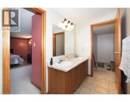 54 Delavan Drive, Cambridge, ON N1S4S3 Photo 24