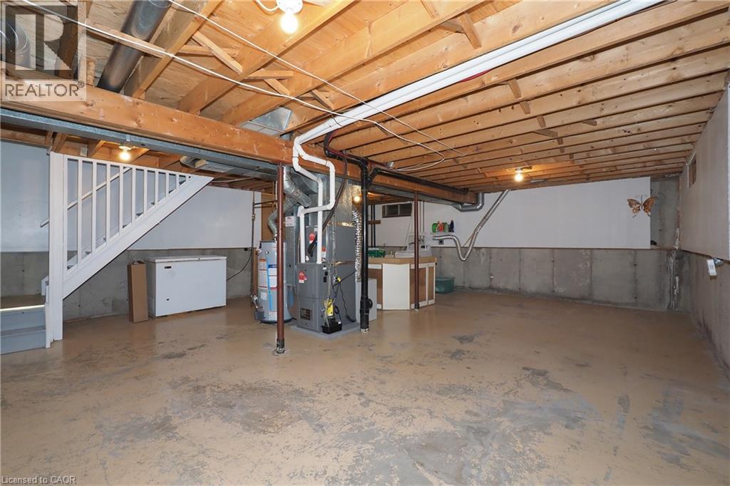 54 DELAVAN Drive - Image 31