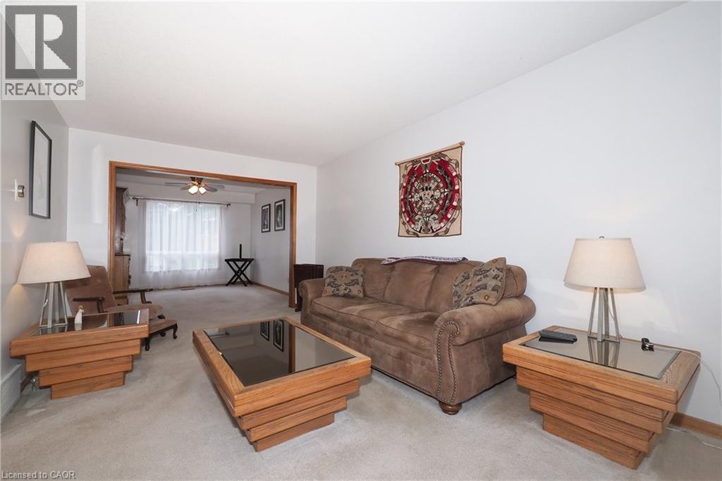 54 DELAVAN Drive - Image 9
