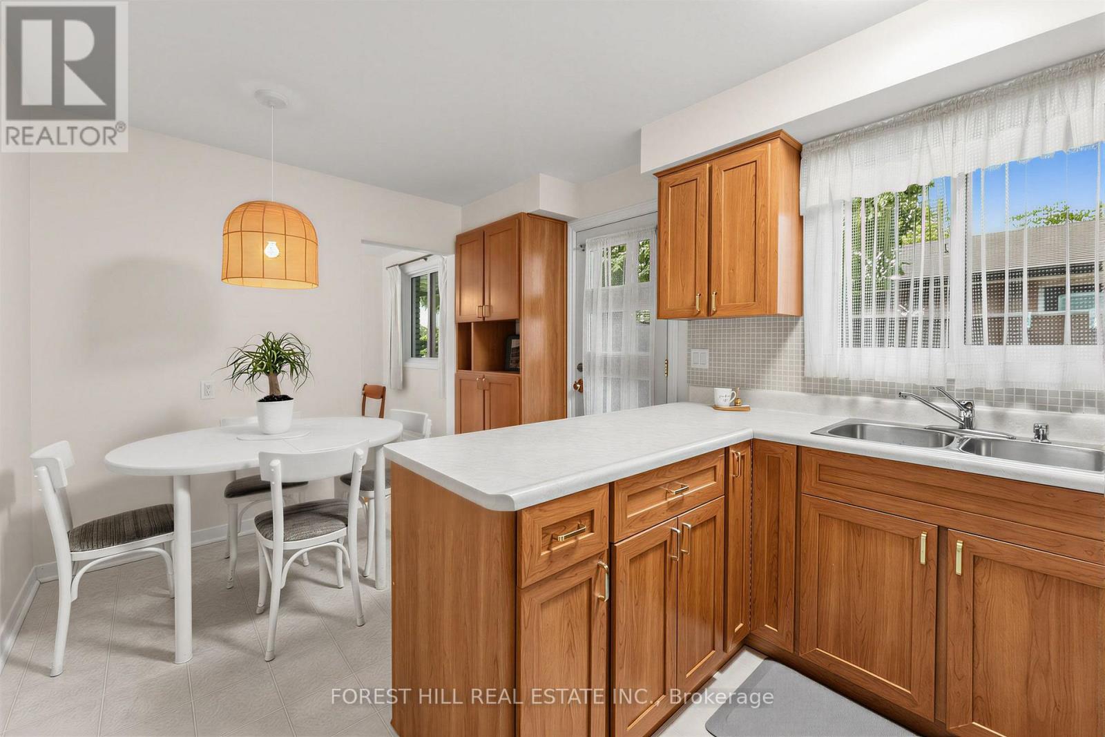 56 LITTLE JOHN ROAD - 14
