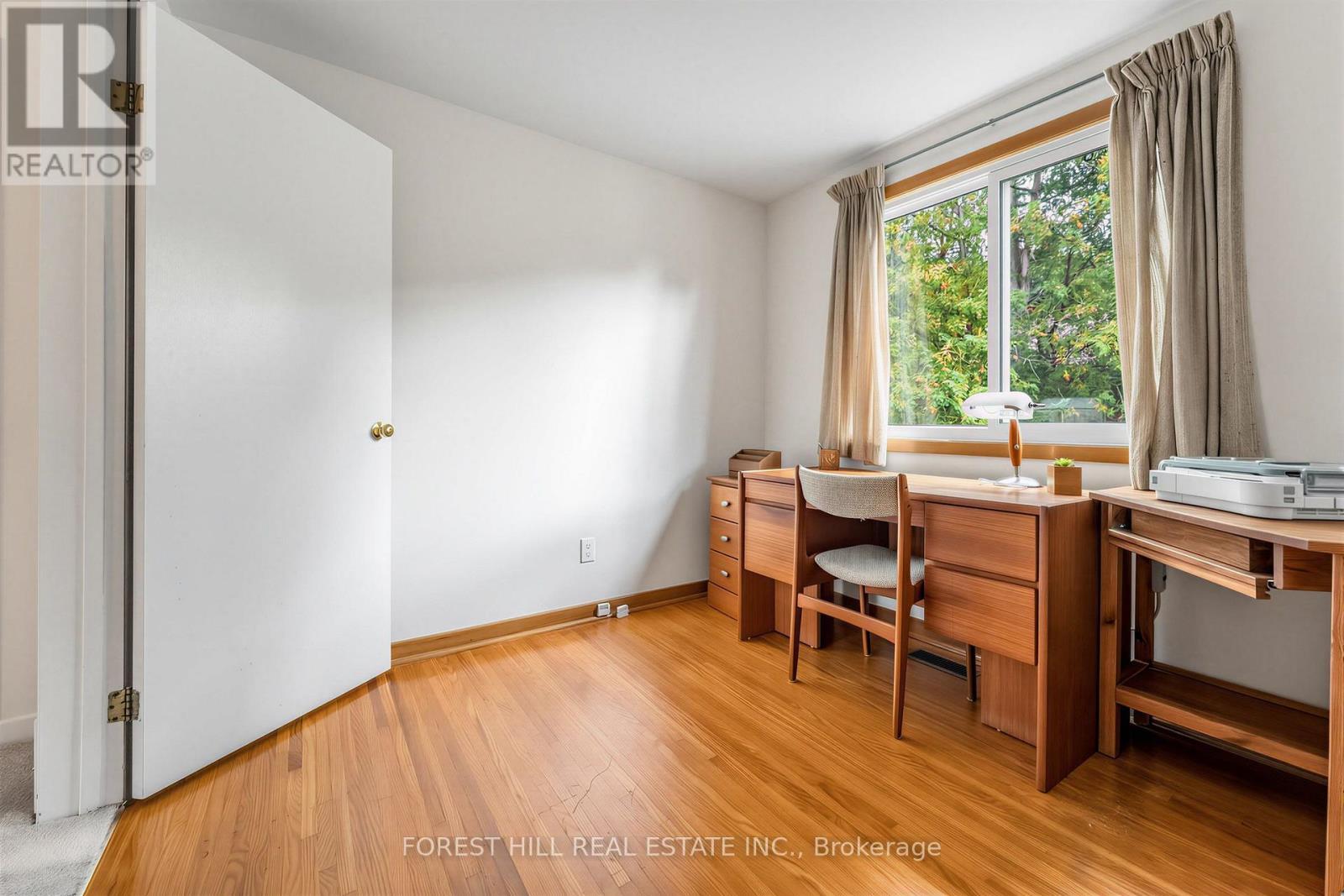 56 LITTLE JOHN ROAD - 17