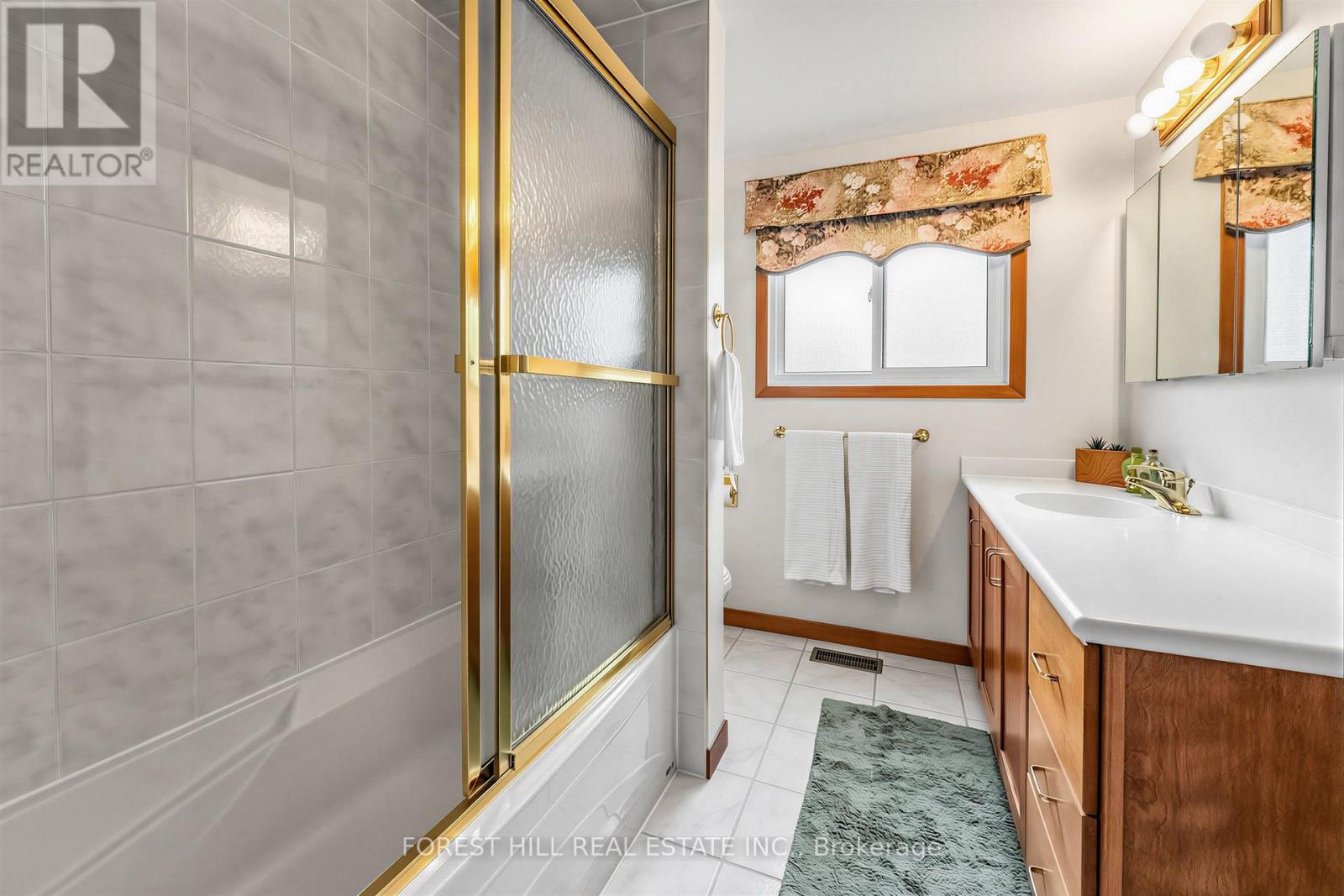 56 LITTLE JOHN ROAD - 22