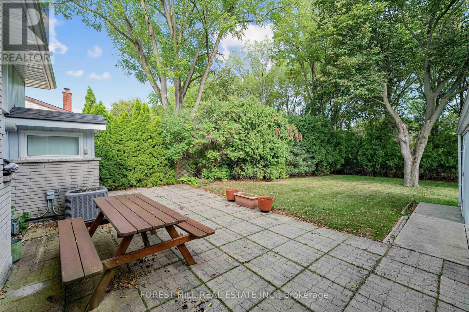 56 LITTLE JOHN ROAD - 29