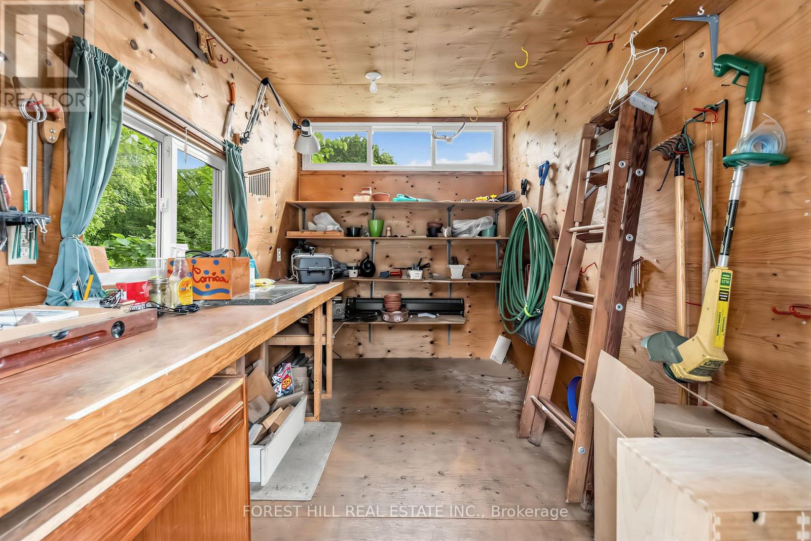 56 LITTLE JOHN ROAD - 32