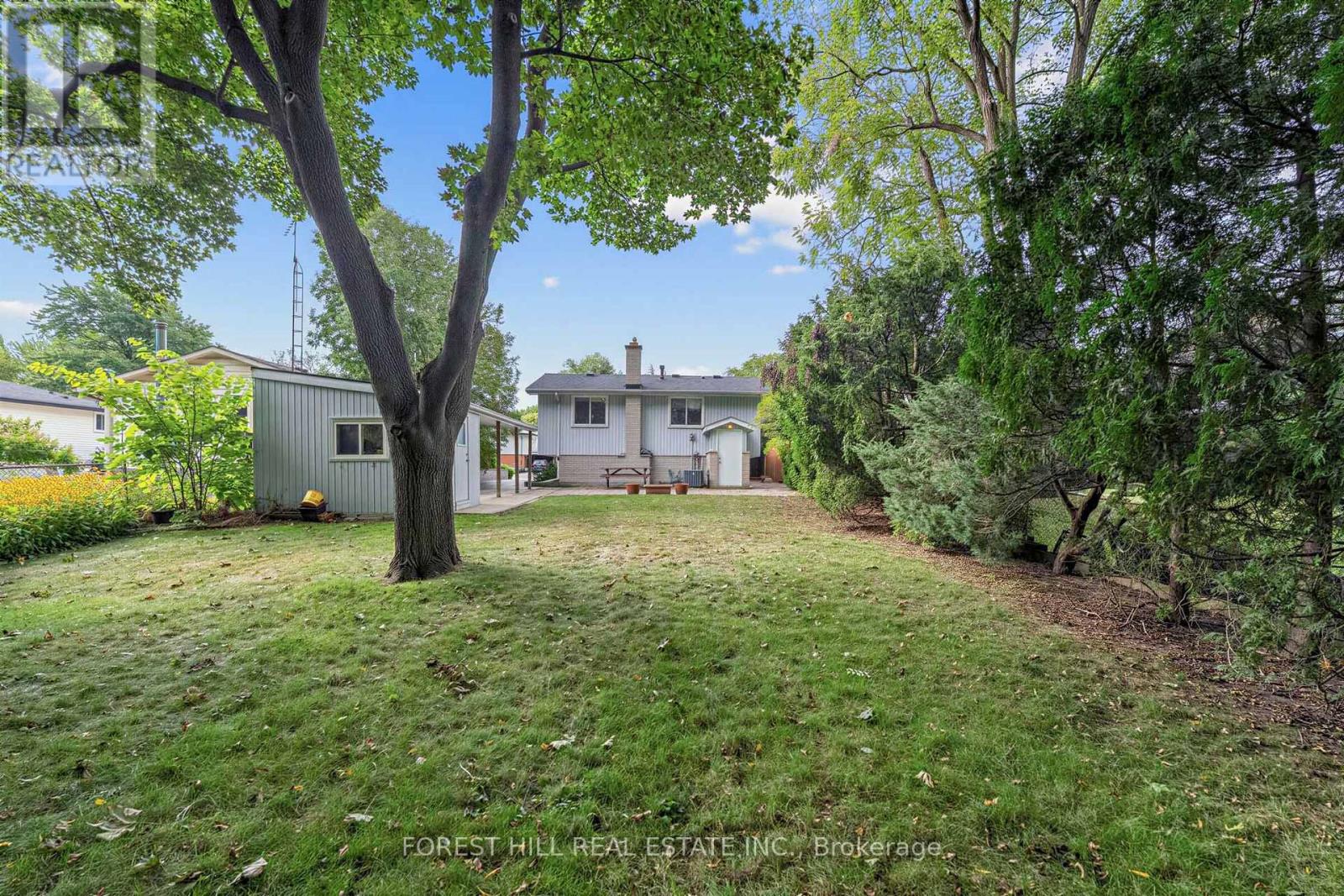 56 LITTLE JOHN ROAD - 35