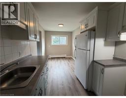 154 Elgin Street N Unit# 9, Cambridge, ON N1R5H8 Photo 8
