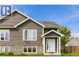 9 Forest Oak Court, photo 2