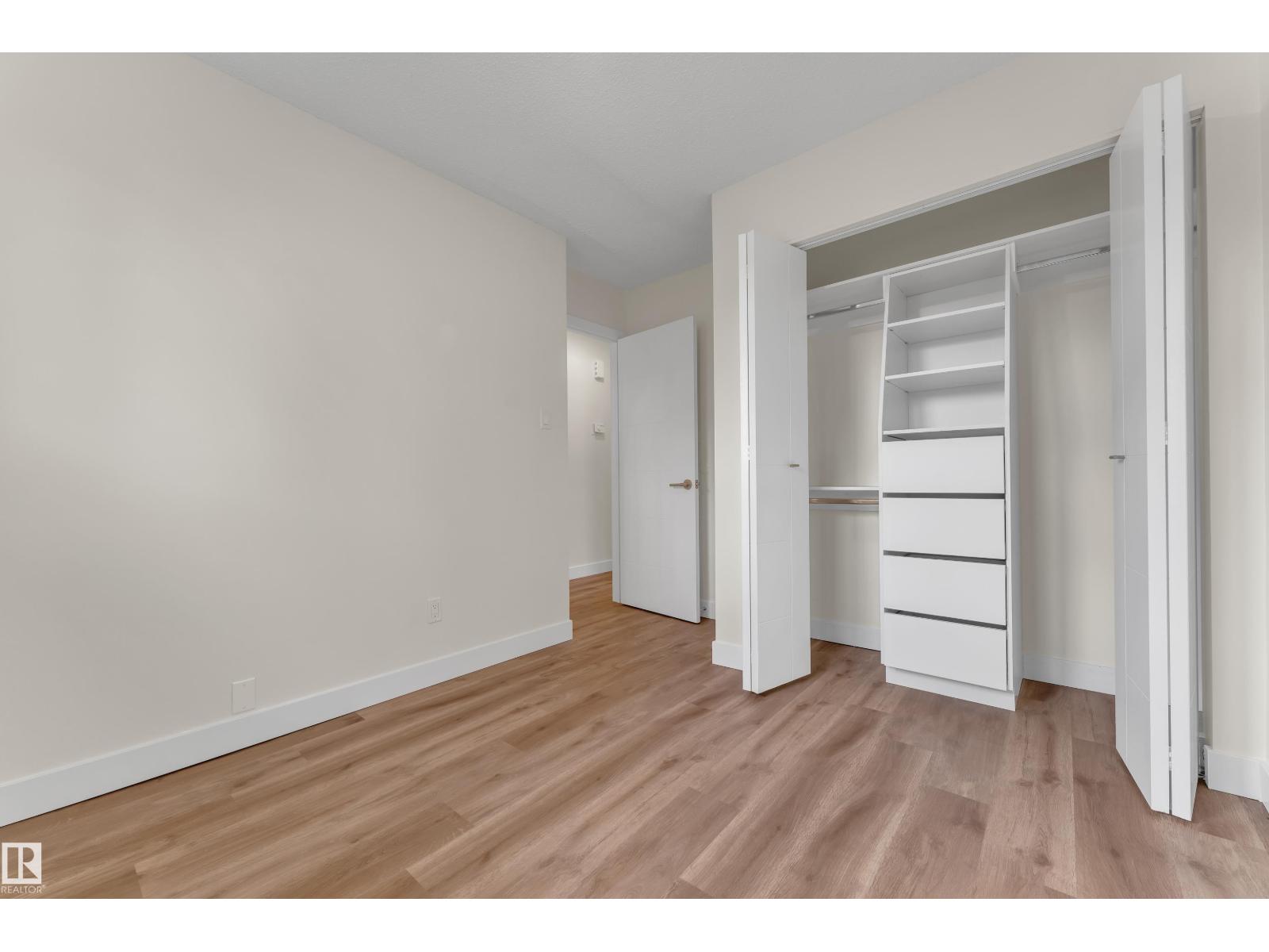 11427 141 AV NW - 21