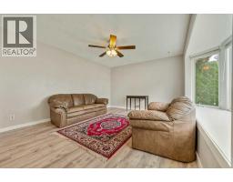 Bedroom - 218 Mcdermott Road, Coalhurst, AB T0L0V0 Photo 9