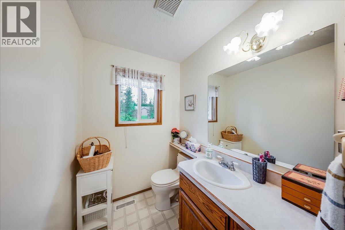 1764 Green Road - Image 31