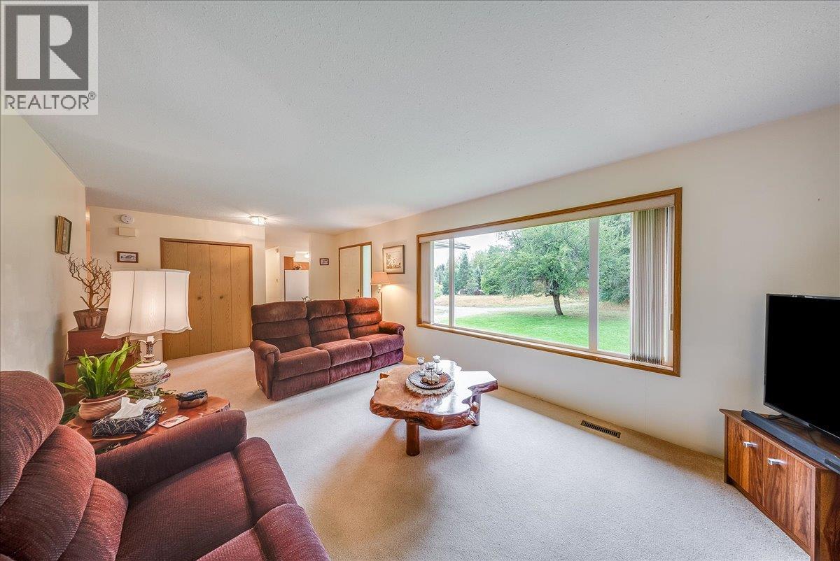 1764 Green Road - Image 20