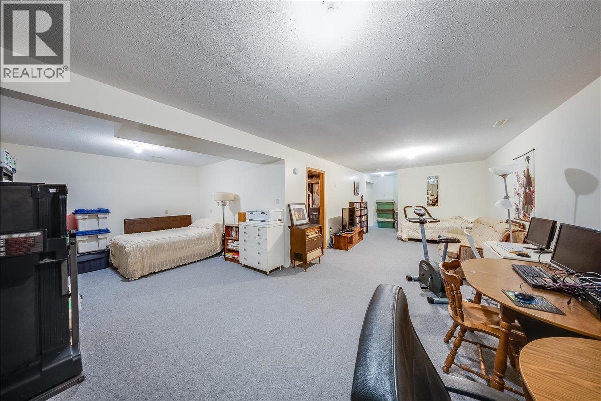 1764 Green Road - Image 39