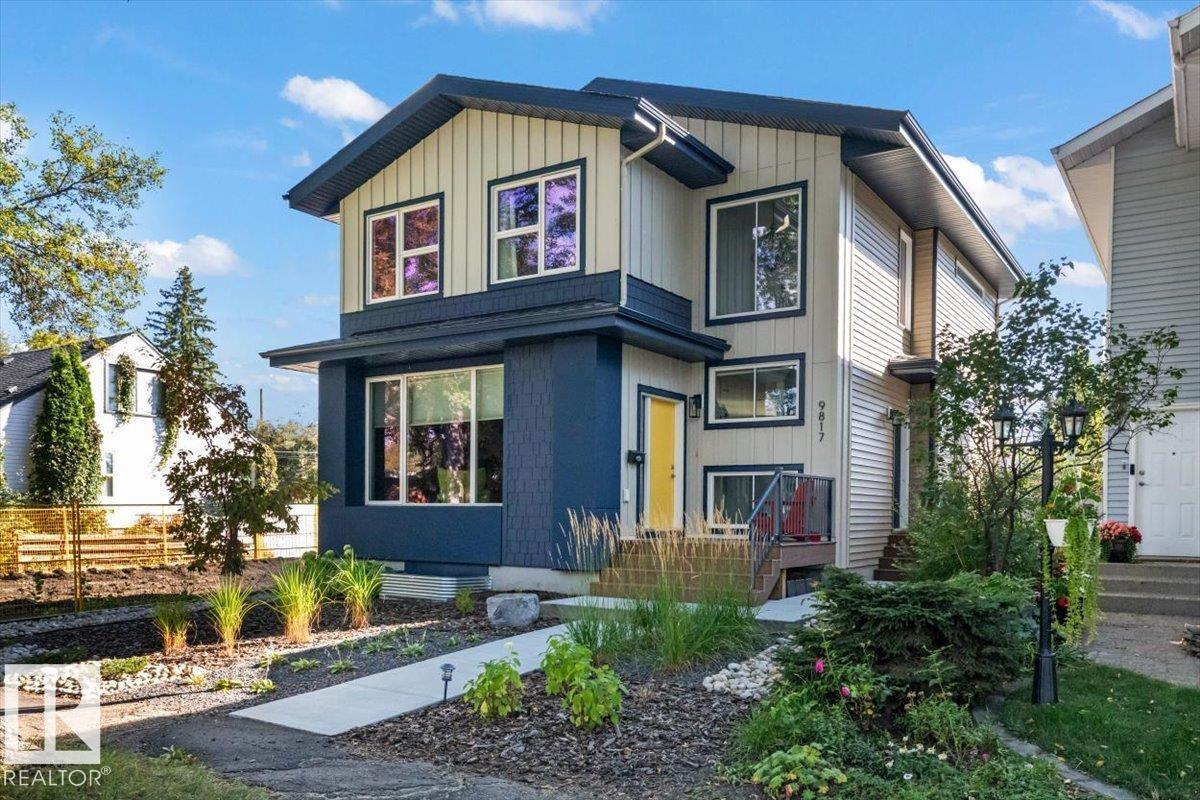 9817 77 AV NW, Edmonton, Alberta, T6E1M3