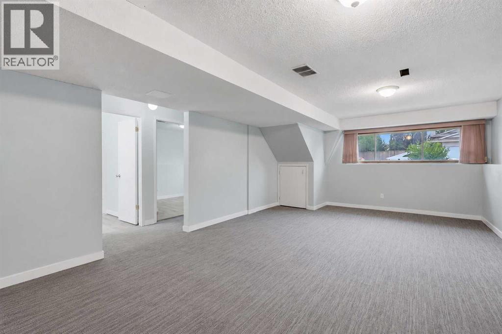121 Rutledge Crescent, Red Deer